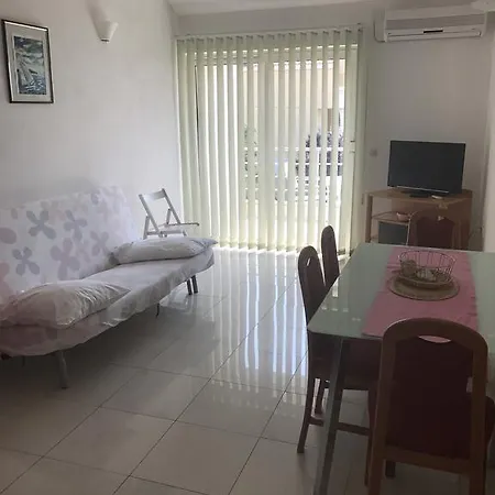 Ukalovic Διαμέρισμα *